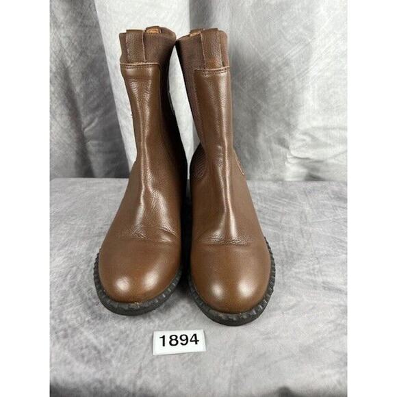 Gentle Souls by Kenneth Cole Womens Bernadette Slip On Chelsea Boots Sz 7.5 - Picture 2 of 5